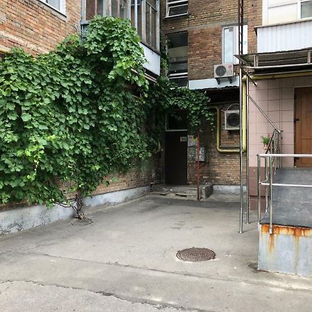 Hikkaduwa Hostel Kiev Exteriör bild
