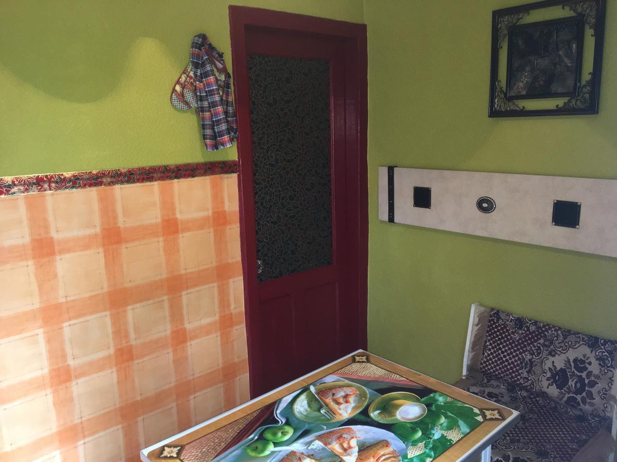 Hikkaduwa Hostel Kiev Exteriör bild